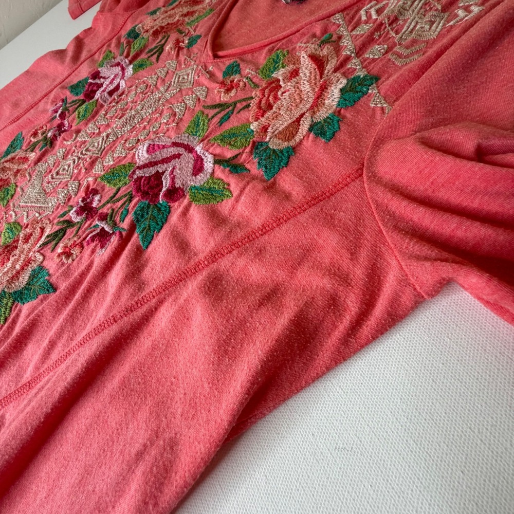 Johnny Was Dorana Floral Embroidered Tunic Top Medium Pink Cottage Boho Chic - Picture 8 of 12